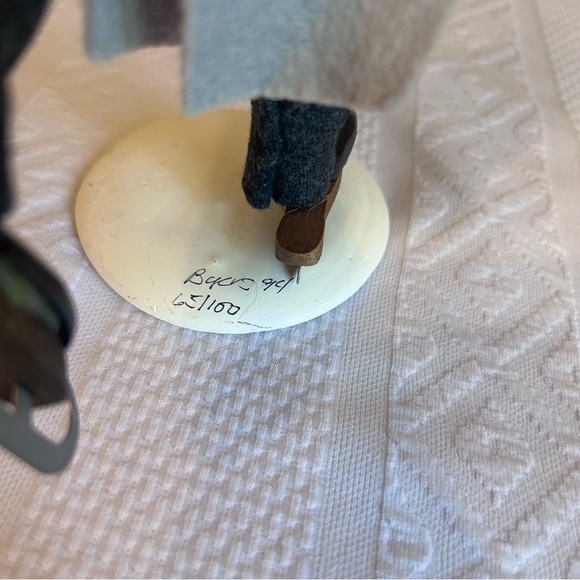 Vintage 1994‎ Byers Choice Ltd. Christmas Caroler The Skaters Signed Figurine - Picture 7 of 8